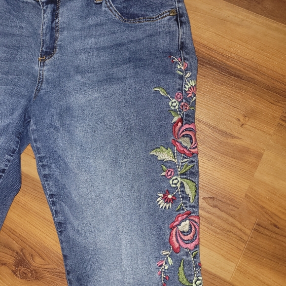 Kut from the kloth floral ankle crop jeans - Picture 2 of 4